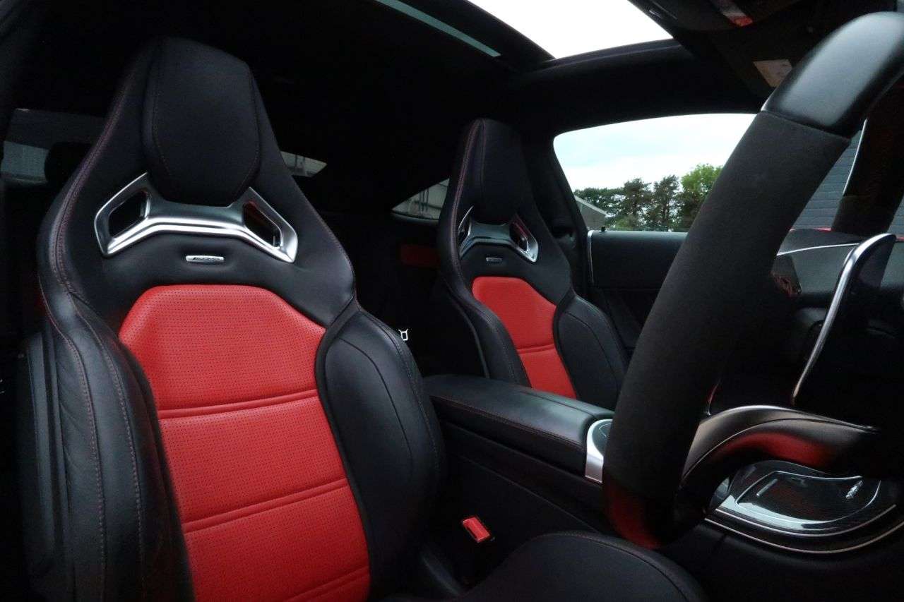 A 2016 MERCEDES-BENZ C-CLASS 4.0 C63 V8 BiTurbo AMG S (Premium) Coupe 2dr Petrol SpdS MCT Euro 6 (s/s) ( A 2016 MERCEDES-BENZ C-CLASS 4.0 C63 V8 BiTurbo AMG S (Premium) Coupe 2dr Petrol SpdS MCT Euro 6 (s/s) (