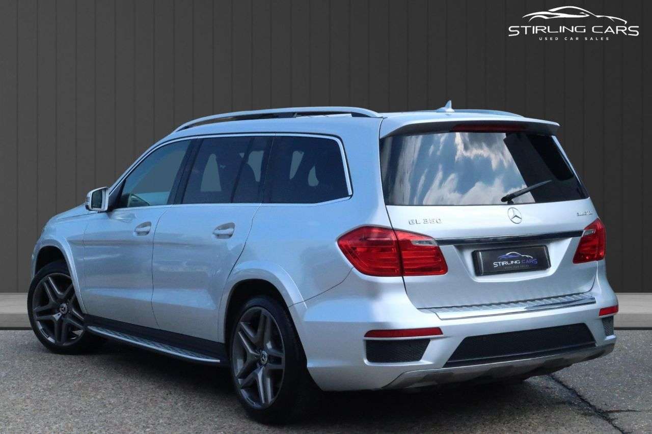A 2014 MERCEDES-BENZ GL CLASS 3.0 GL350 V6 BlueTEC AMG Sport SUV 5dr Diesel G-Tronic+ 4WD Euro 6 (s/s) (2 A 2014 MERCEDES-BENZ GL CLASS 3.0 GL350 V6 BlueTEC AMG Sport SUV 5dr Diesel G-Tronic+ 4WD Euro 6 (s/s) (2