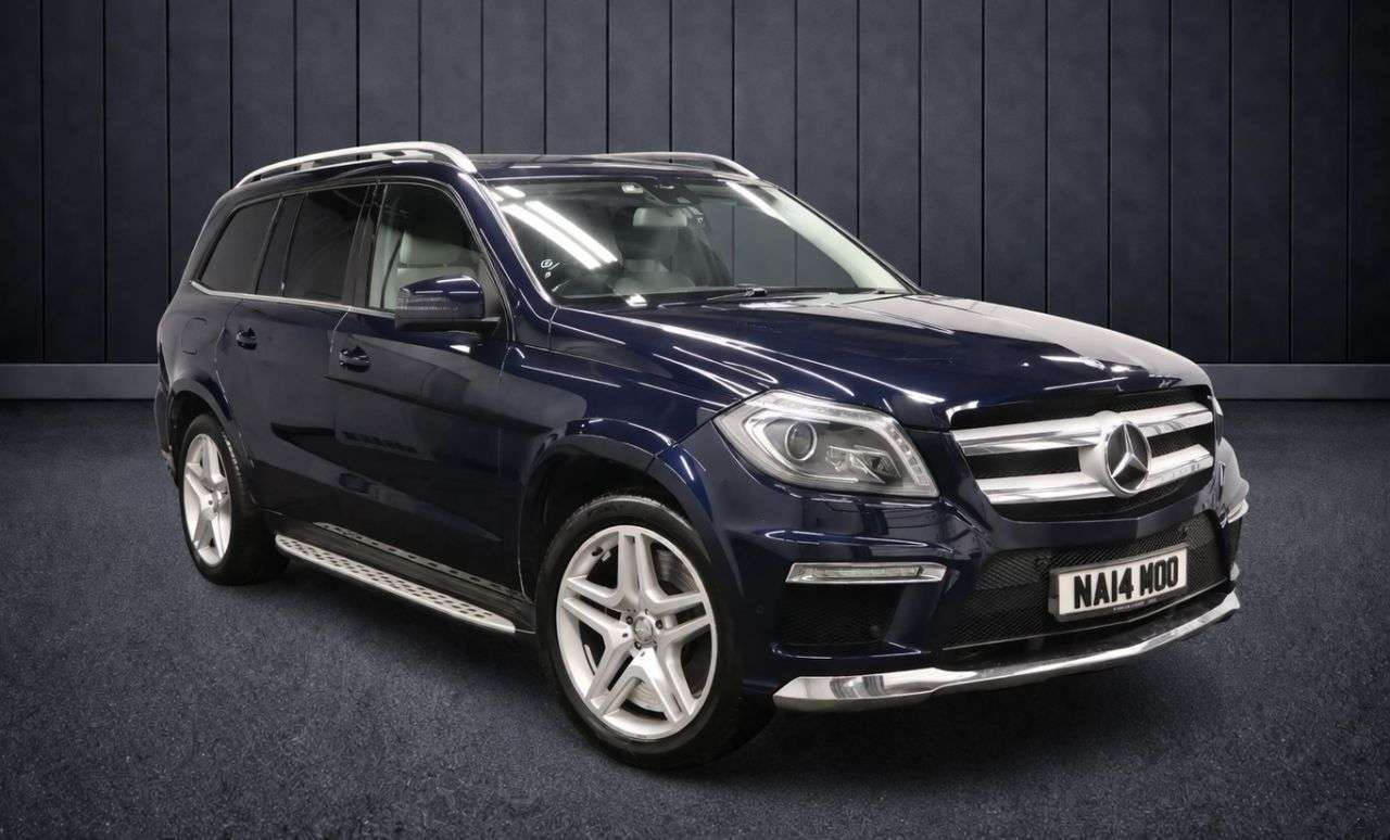 A 2014 MERCEDES-BENZ GL CLASS 3.0 GL350 V6 BlueTEC AMG Sport SUV 5dr Diesel G-Tronic+ 4WD Euro 6 (s/s) (2 A 2014 MERCEDES-BENZ GL CLASS 3.0 GL350 V6 BlueTEC AMG Sport SUV 5dr Diesel G-Tronic+ 4WD Euro 6 (s/s) (2