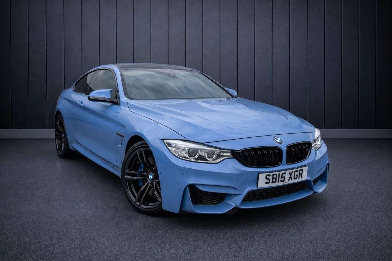 A 2015 BMW M4 3.0 BiTurbo Coupe 2dr Petrol DCT Euro 6 (s/s) (431 ps) A 2015 BMW M4 3.0 BiTurbo Coupe 2dr Petrol DCT Euro 6 (s/s) (431 ps)