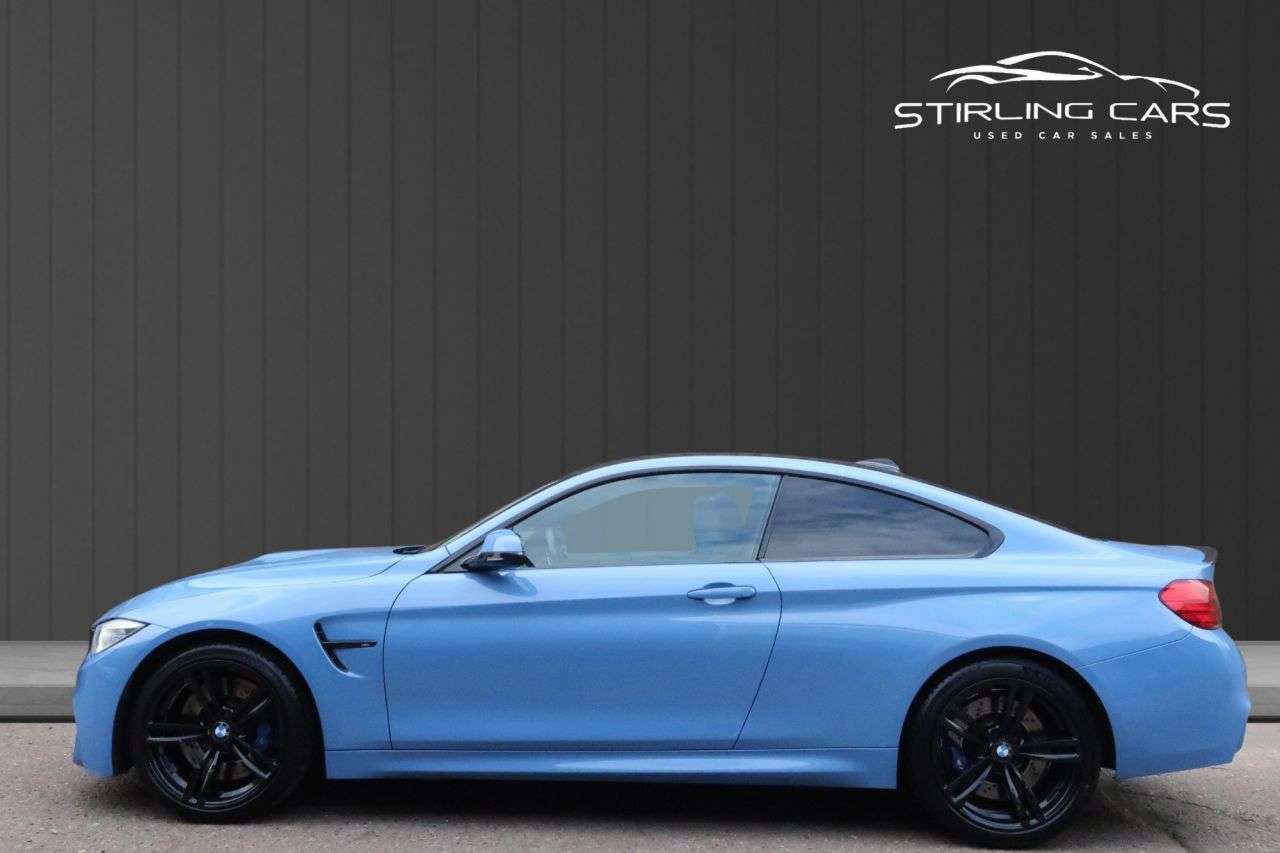 2015 BMW M4 2015 BMW M4