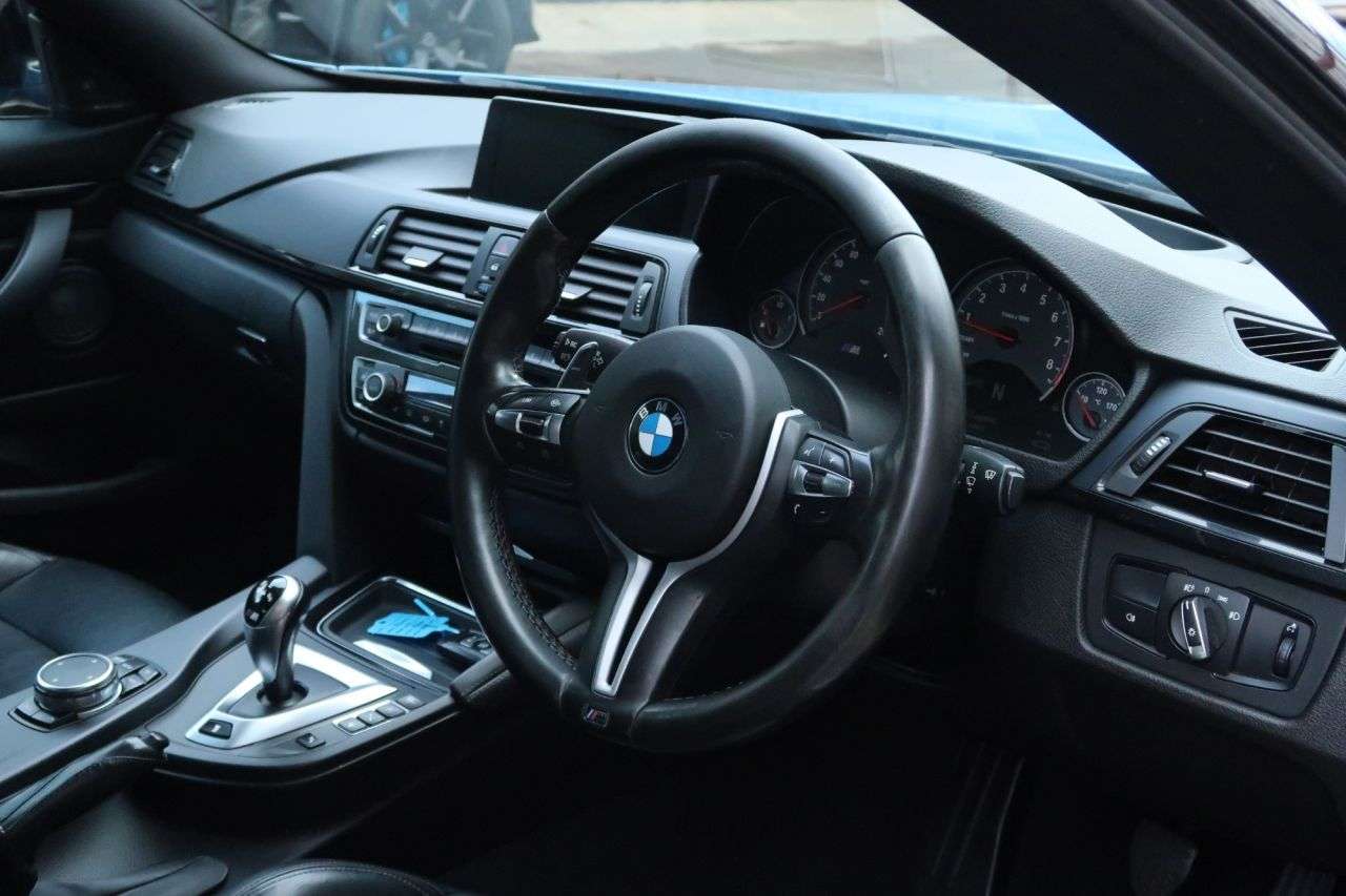 A 2015 BMW M4 3.0 BiTurbo Coupe 2dr Petrol DCT Euro 6 (s/s) (431 ps) FINANCE+WARRANTY+SER A 2015 BMW M4 3.0 BiTurbo Coupe 2dr Petrol DCT Euro 6 (s/s) (431 ps) FINANCE+WARRANTY+SER