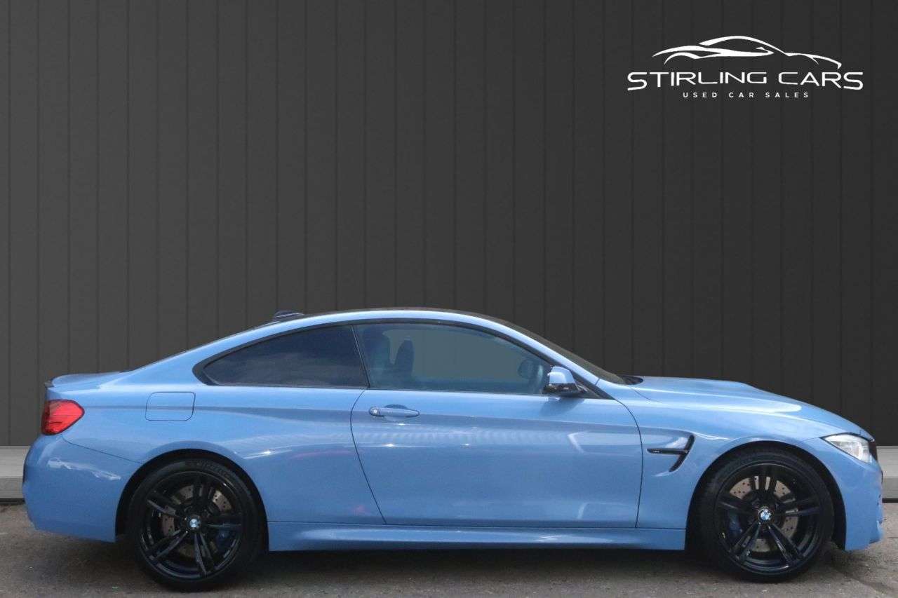 2015 BMW M4 2015 BMW M4