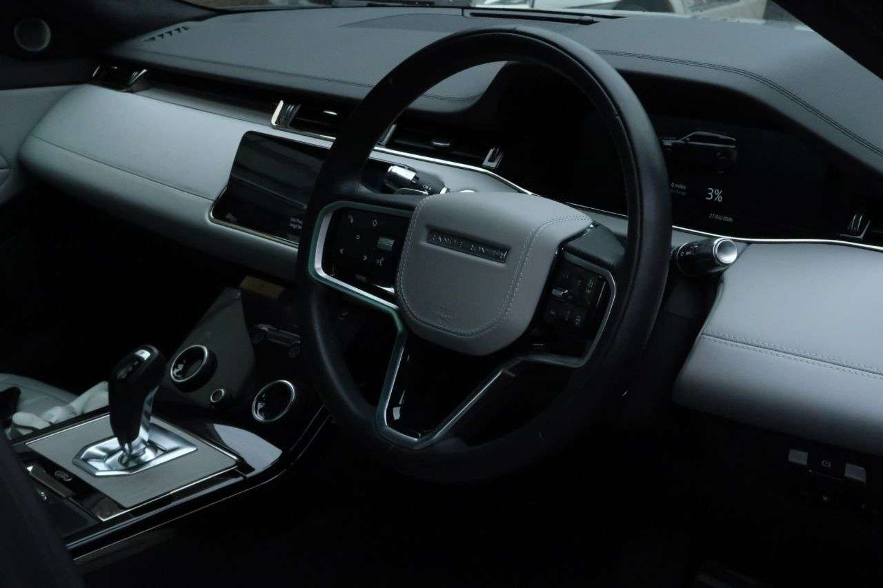 A 2021 LAND ROVER RANGE ROVER EVOQUE 1.5 P300e 12.2kWh Autobiography SUV 5dr Petrol Plug-in Hybrid Auto 4WD Euro A 2021 LAND ROVER RANGE ROVER EVOQUE 1.5 P300e 12.2kWh Autobiography SUV 5dr Petrol Plug-in Hybrid Auto 4WD Euro