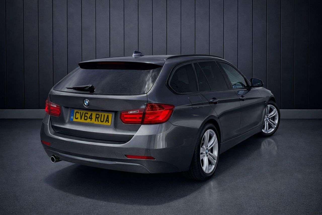 A 2014 BMW 3 SERIES 1.6 316i Sport Touring 5dr Petrol Auto Euro 6 (s/s) (136 ps) FINANCE+WARRAN A 2014 BMW 3 SERIES 1.6 316i Sport Touring 5dr Petrol Auto Euro 6 (s/s) (136 ps) FINANCE+WARRAN