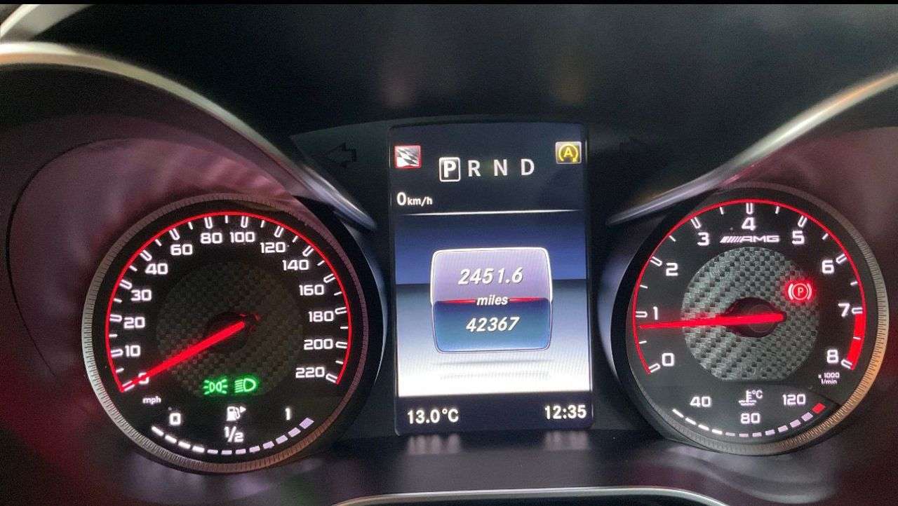 A 2015 MERCEDES-BENZ AMG GT 4.0 V8 BiTurbo S (Premium) Coupe 2dr Petrol SpdS DCT Euro 6 (s/s) (510 ps) A 2015 MERCEDES-BENZ AMG GT 4.0 V8 BiTurbo S (Premium) Coupe 2dr Petrol SpdS DCT Euro 6 (s/s) (510 ps)