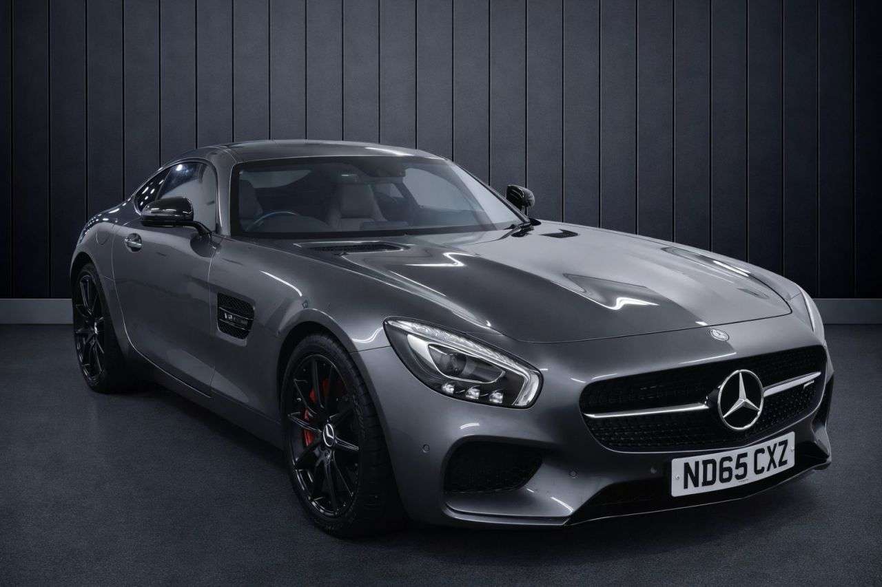 A 2015 MERCEDES-BENZ AMG GT 4.0 V8 BiTurbo S (Premium) Coupe 2dr Petrol SpdS DCT Euro 6 (s/s) (510 ps) A 2015 MERCEDES-BENZ AMG GT 4.0 V8 BiTurbo S (Premium) Coupe 2dr Petrol SpdS DCT Euro 6 (s/s) (510 ps)