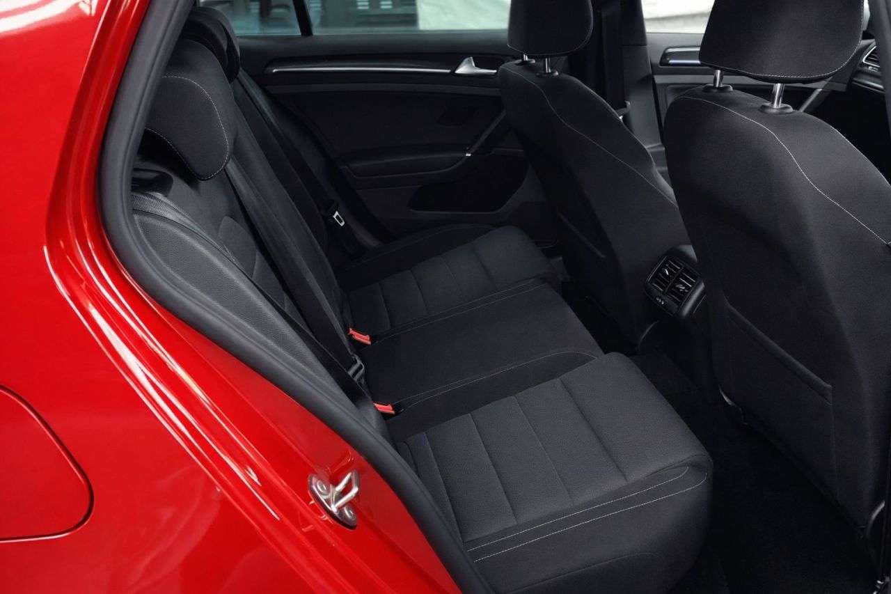 2020 VOLKSWAGEN GOLF 2020 VOLKSWAGEN GOLF