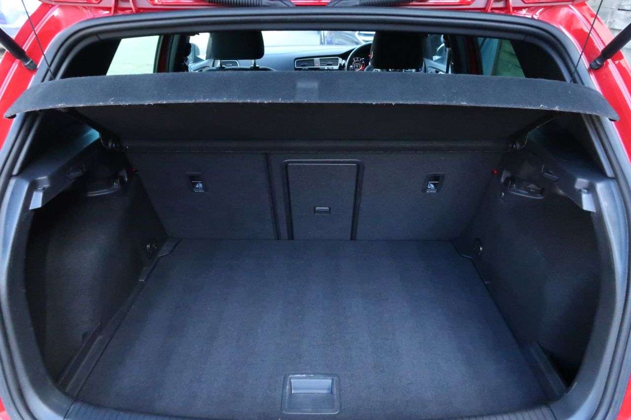 2020 VOLKSWAGEN GOLF 2020 VOLKSWAGEN GOLF