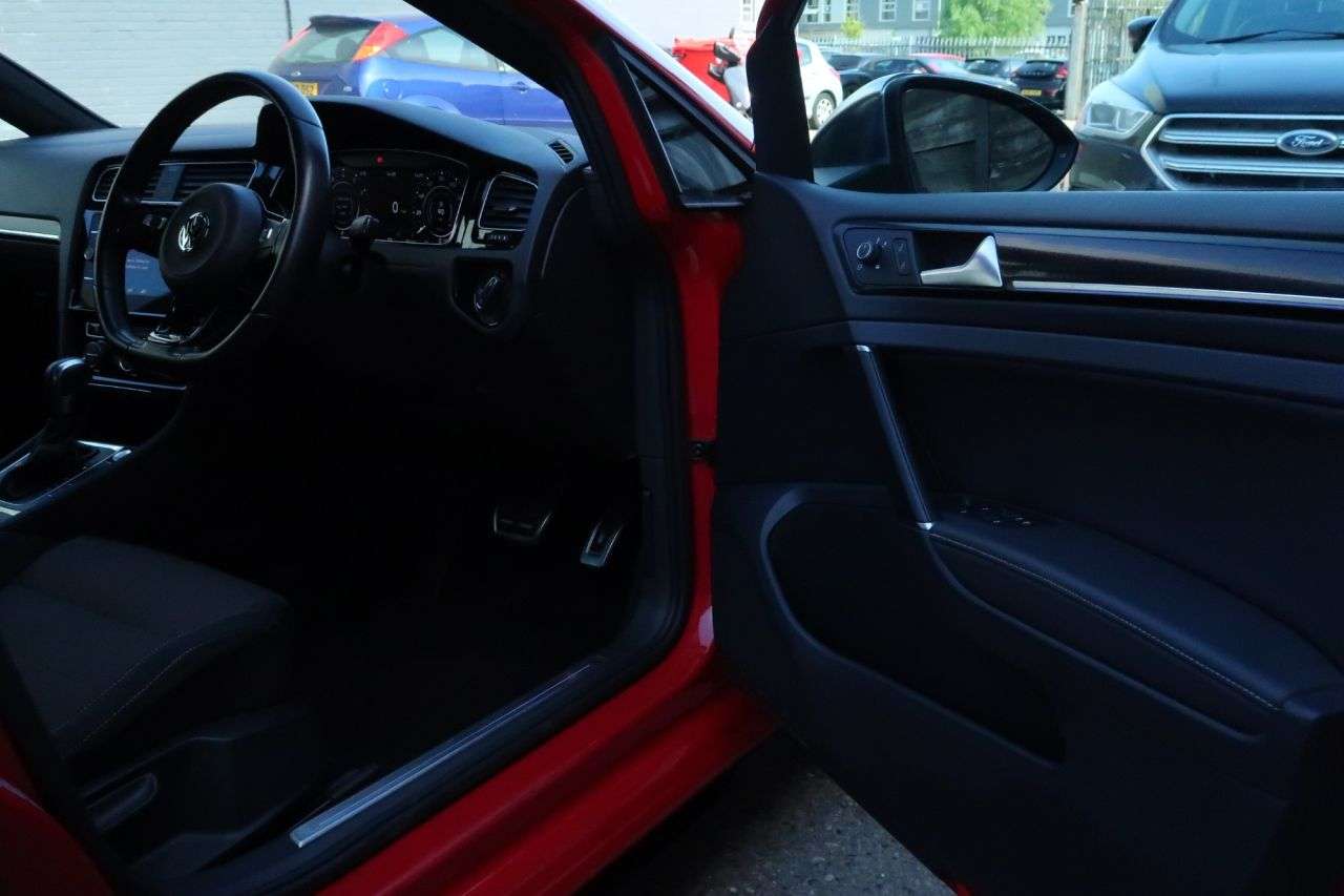 2020 VOLKSWAGEN GOLF 2020 VOLKSWAGEN GOLF