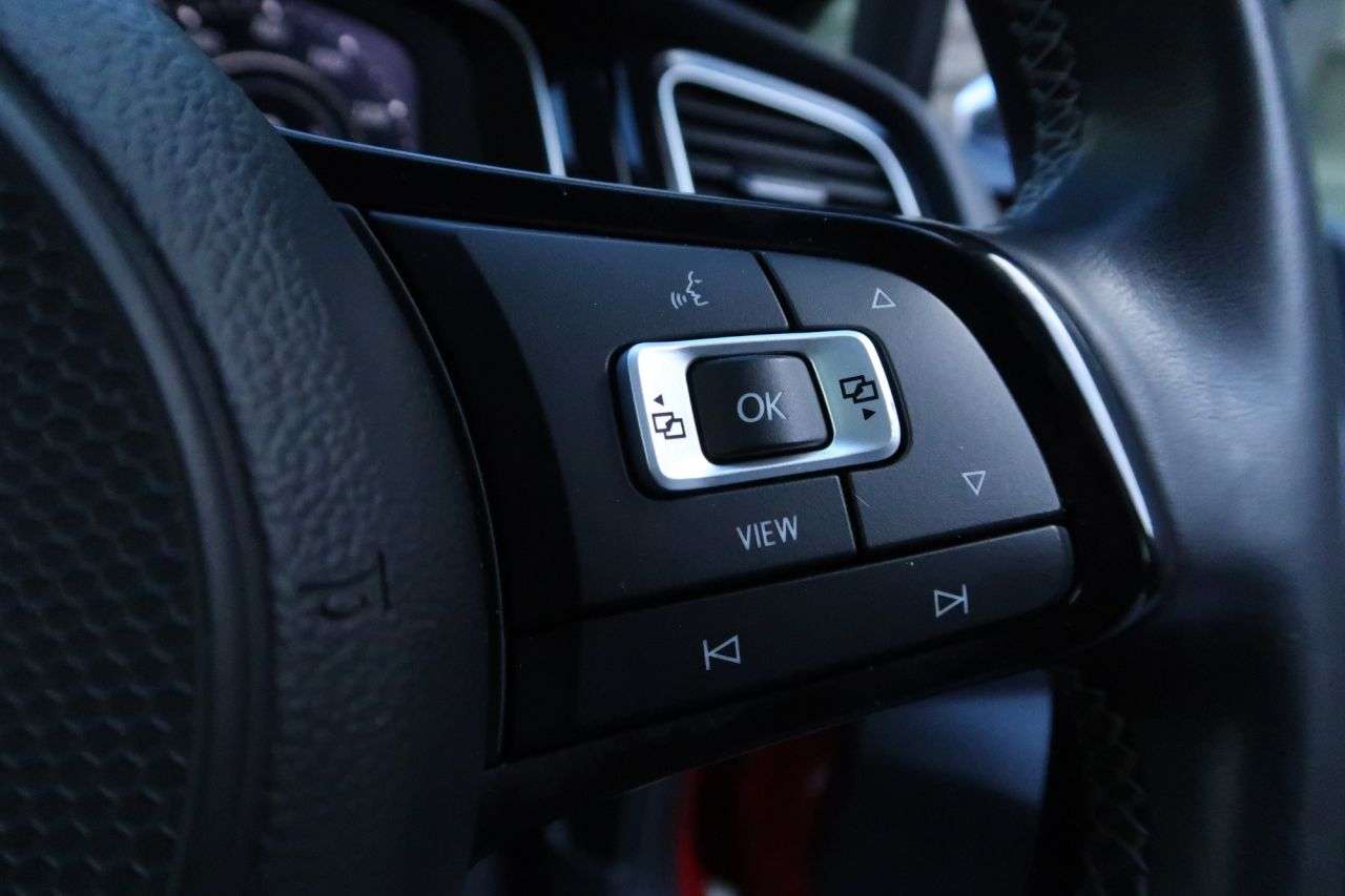 2020 VOLKSWAGEN GOLF 2020 VOLKSWAGEN GOLF