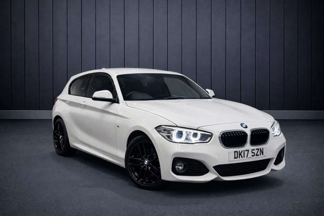 A 2017 BMW 1 SERIES 1.5 118i M Sport Hatchback 3dr Petrol Manual Euro 6 (s/s) (136 ps) A 2017 BMW 1 SERIES 1.5 118i M Sport Hatchback 3dr Petrol Manual Euro 6 (s/s) (136 ps)