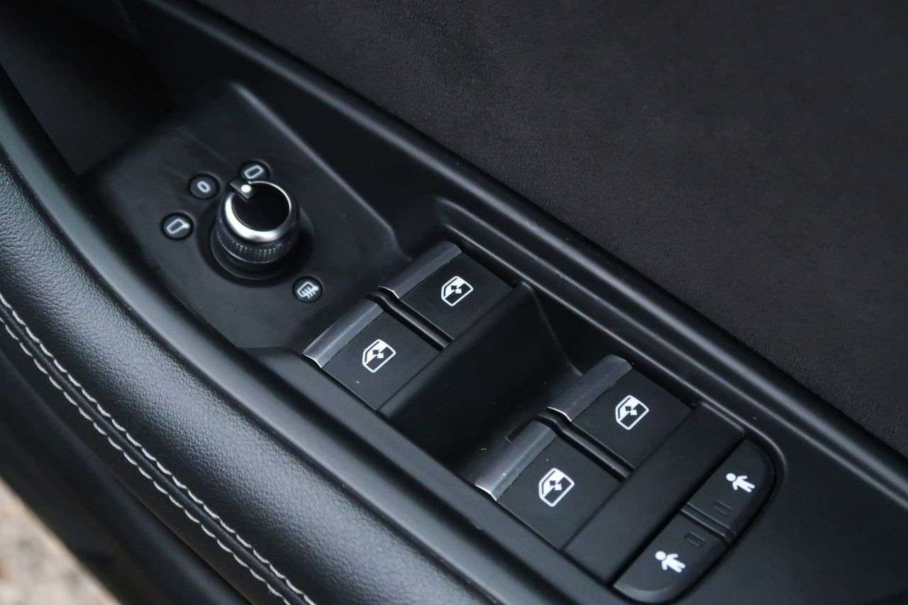 2018 AUDI S4 2018 AUDI S4