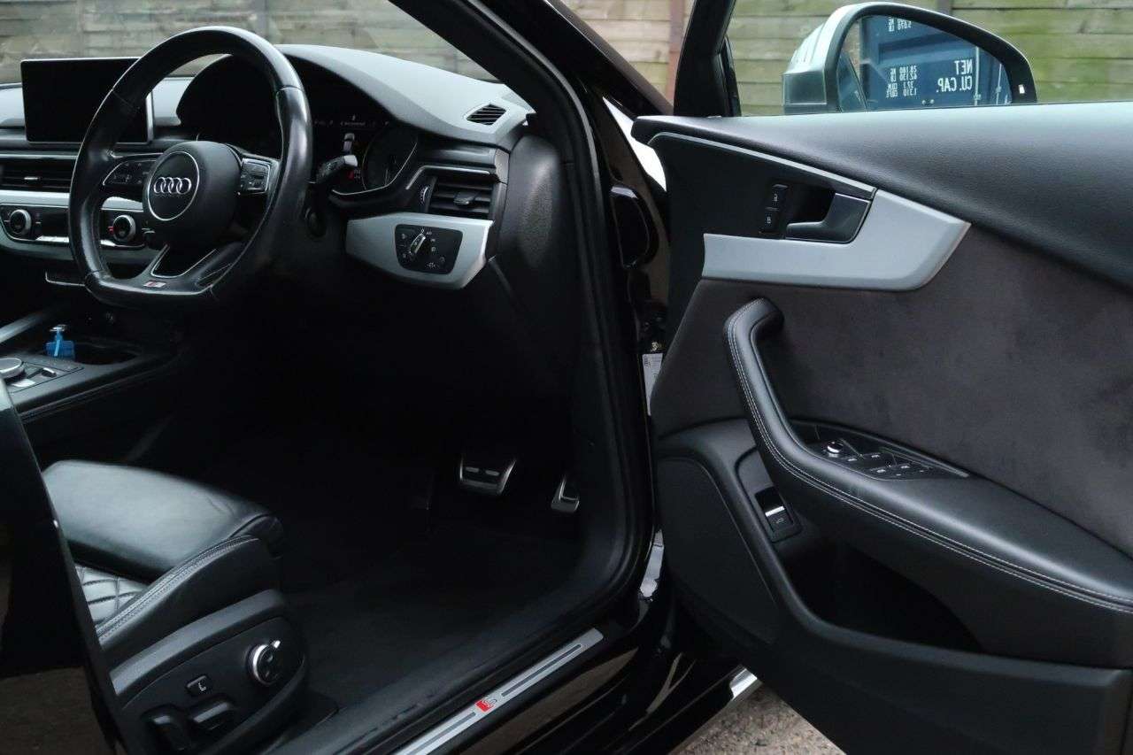 2018 AUDI S4 2018 AUDI S4