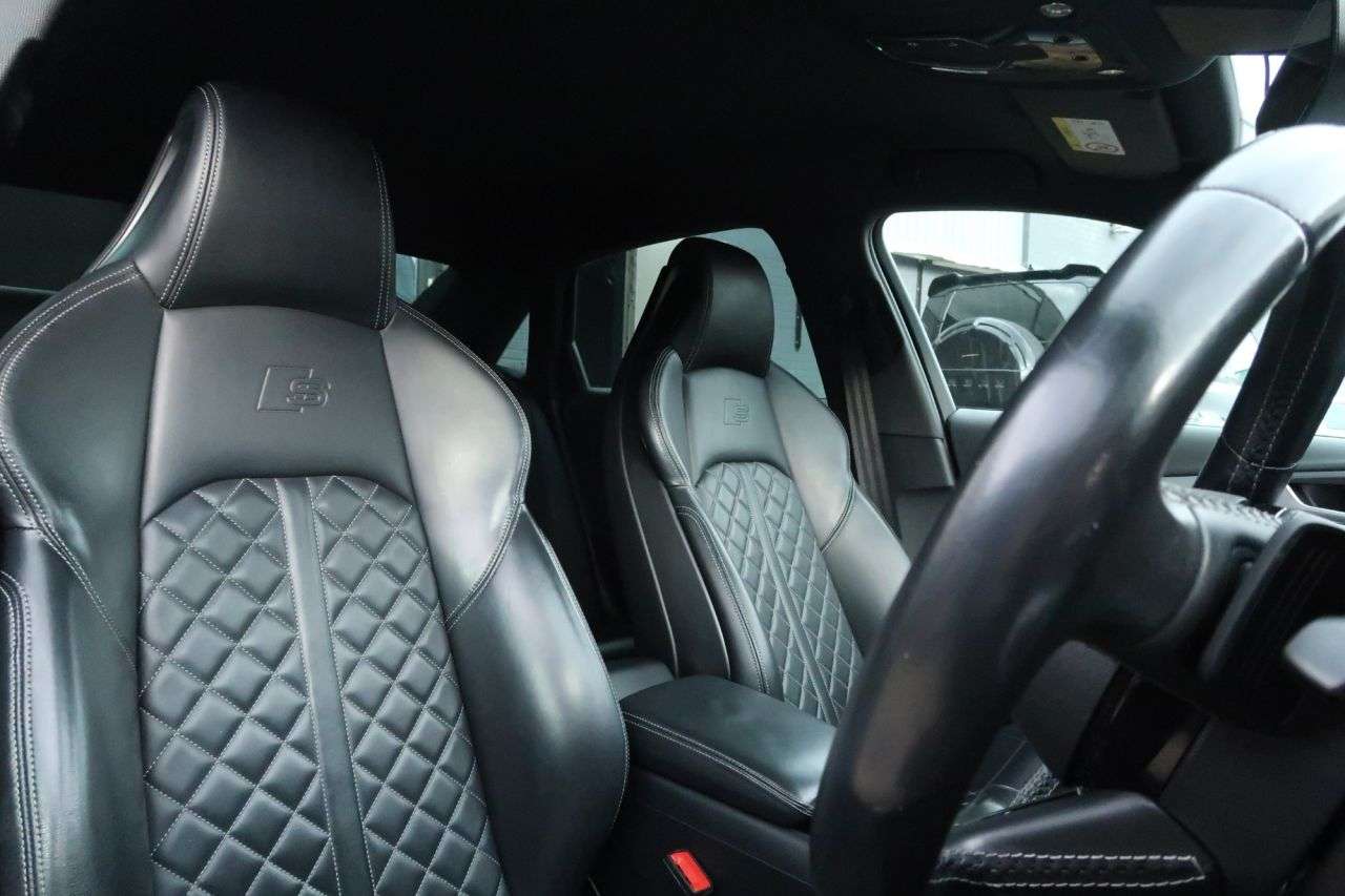 A 2018 AUDI S4 3.0 TFSI V6 Saloon 4dr Petrol Tiptronic quattro Euro 6 (s/s) (354 ps) FINAN A 2018 AUDI S4 3.0 TFSI V6 Saloon 4dr Petrol Tiptronic quattro Euro 6 (s/s) (354 ps) FINAN