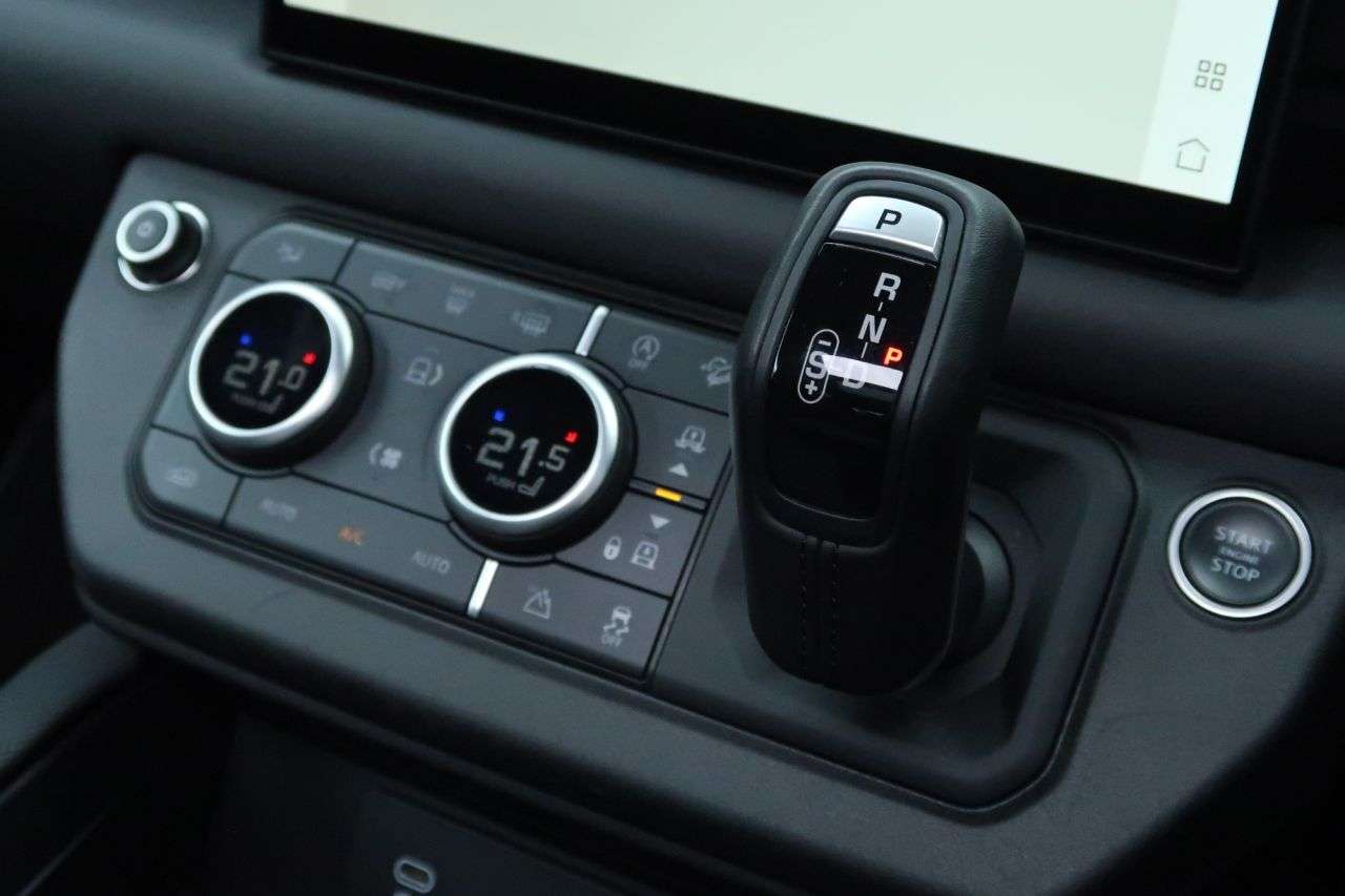 2021 LAND ROVER DEFENDER 2021 LAND ROVER DEFENDER