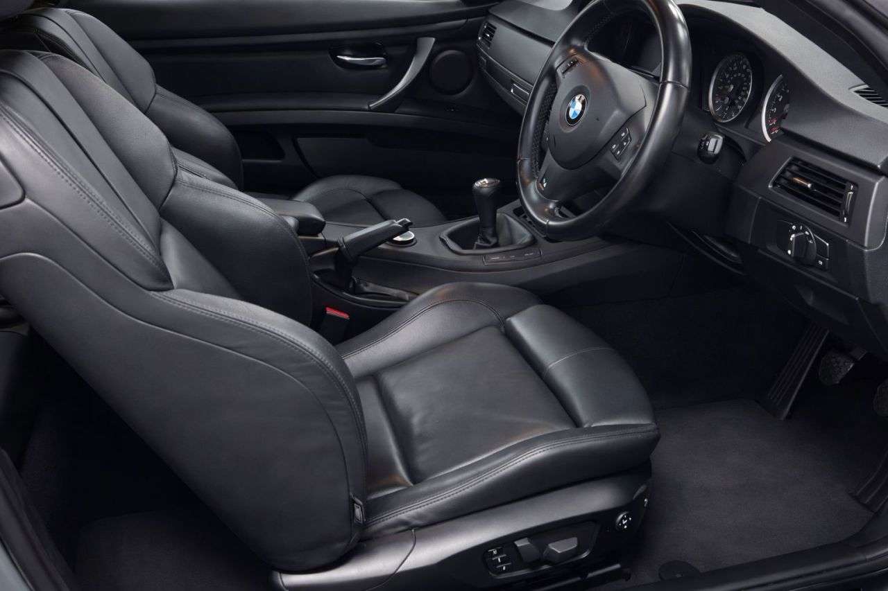 A 2008 BMW M3 4.0 iV8 Coupe 2dr Petrol Manual Euro 4 (420 ps) FINANCE+WARRANTY+SERVICE A 2008 BMW M3 4.0 iV8 Coupe 2dr Petrol Manual Euro 4 (420 ps) FINANCE+WARRANTY+SERVICE