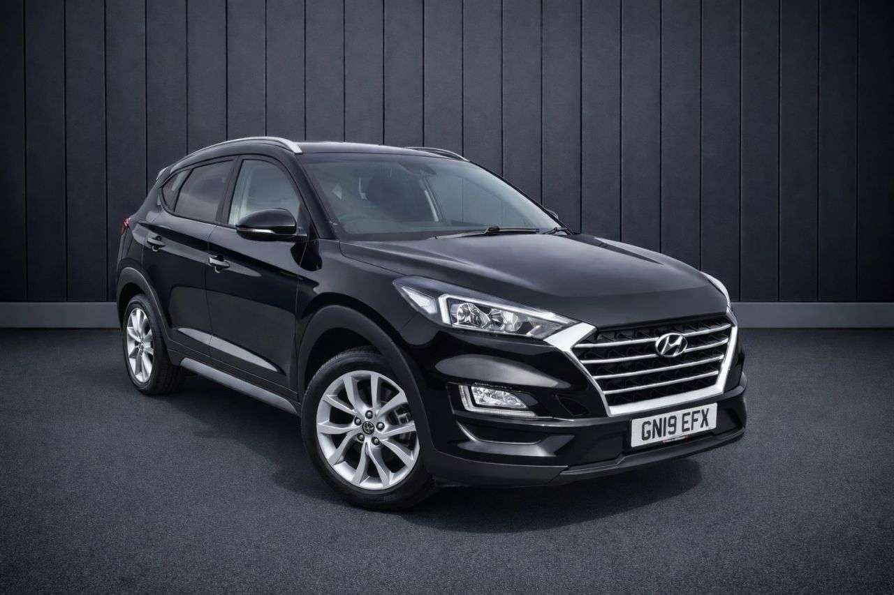 A 2019 HYUNDAI TUCSON 1.6 GDi SE Nav SUV 5dr Petrol Manual Euro 6 (s/s) (132 ps) A 2019 HYUNDAI TUCSON 1.6 GDi SE Nav SUV 5dr Petrol Manual Euro 6 (s/s) (132 ps)