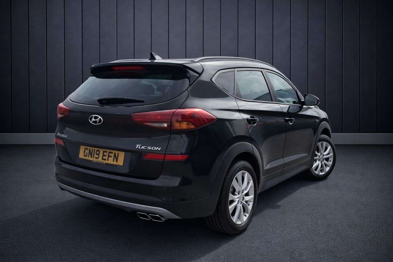A 2019 HYUNDAI TUCSON 1.6 GDi SE Nav SUV 5dr Petrol Manual Euro 6 (s/s) (132 ps) A 2019 HYUNDAI TUCSON 1.6 GDi SE Nav SUV 5dr Petrol Manual Euro 6 (s/s) (132 ps)