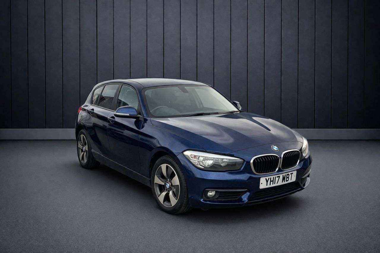 A 2017 BMW 1 SERIES 1.5 116d SE Hatchback 5dr Diesel Manual Euro 6 (s/s) (116 ps) A 2017 BMW 1 SERIES 1.5 116d SE Hatchback 5dr Diesel Manual Euro 6 (s/s) (116 ps)