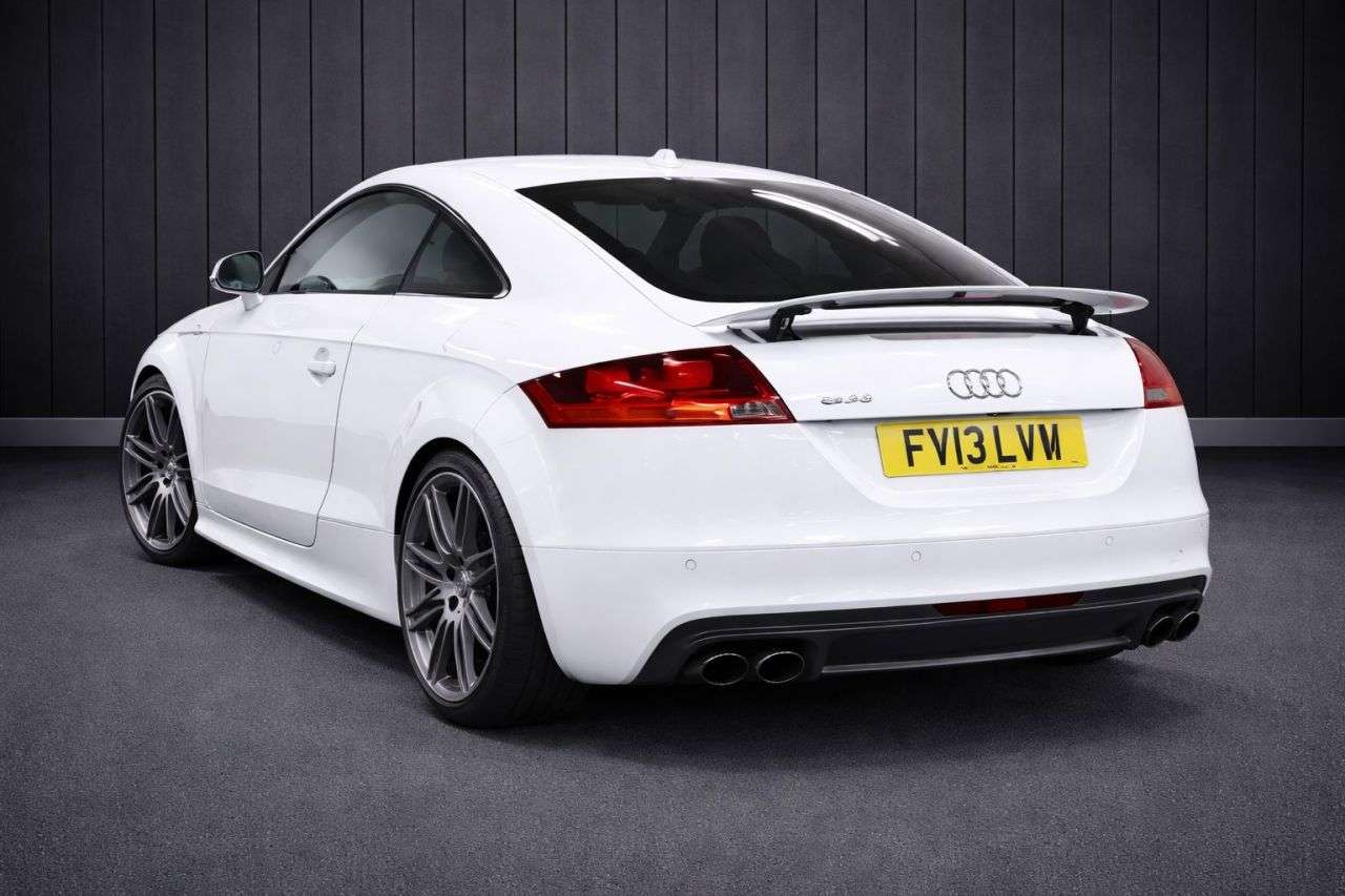 A 2013 AUDI TTS 2.0 TFSI Black Edition Coupe 3dr Petrol S Tronic quattro Euro 5 (272 ps) FI A 2013 AUDI TTS 2.0 TFSI Black Edition Coupe 3dr Petrol S Tronic quattro Euro 5 (272 ps) FI