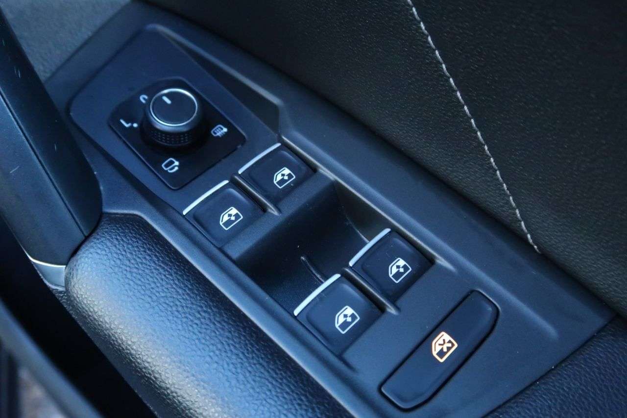 2018 VOLKSWAGEN TIGUAN 2018 VOLKSWAGEN TIGUAN