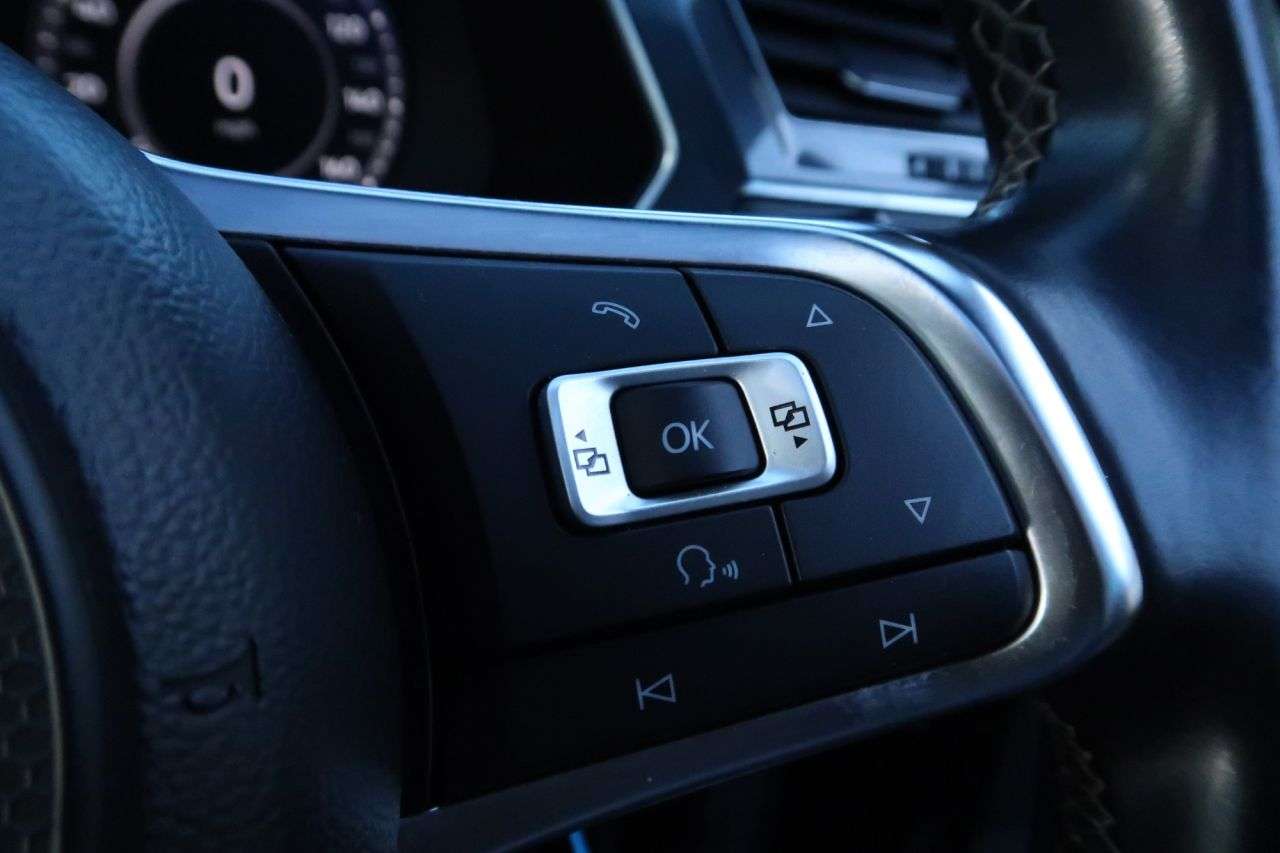 2018 VOLKSWAGEN TIGUAN 2018 VOLKSWAGEN TIGUAN