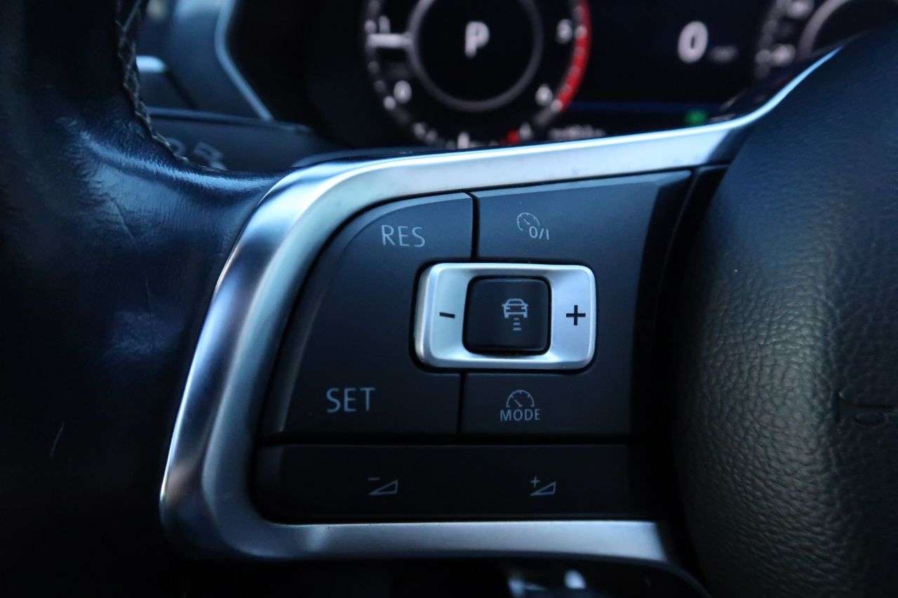 2018 VOLKSWAGEN TIGUAN 2018 VOLKSWAGEN TIGUAN