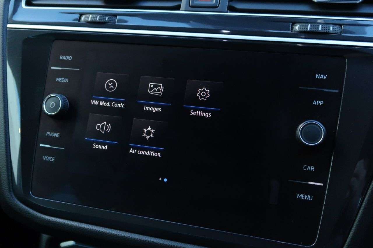 2018 VOLKSWAGEN TIGUAN 2018 VOLKSWAGEN TIGUAN