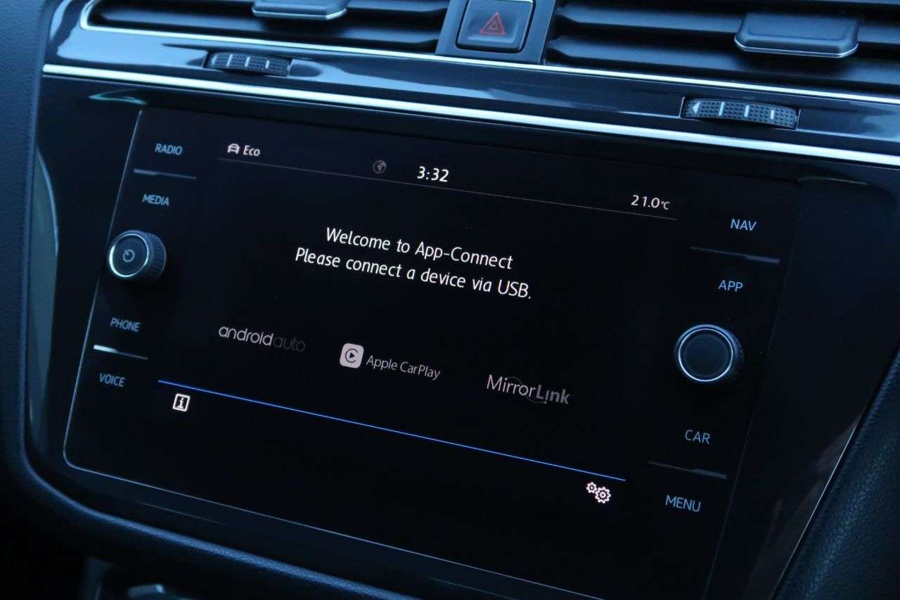 2018 VOLKSWAGEN TIGUAN 2018 VOLKSWAGEN TIGUAN