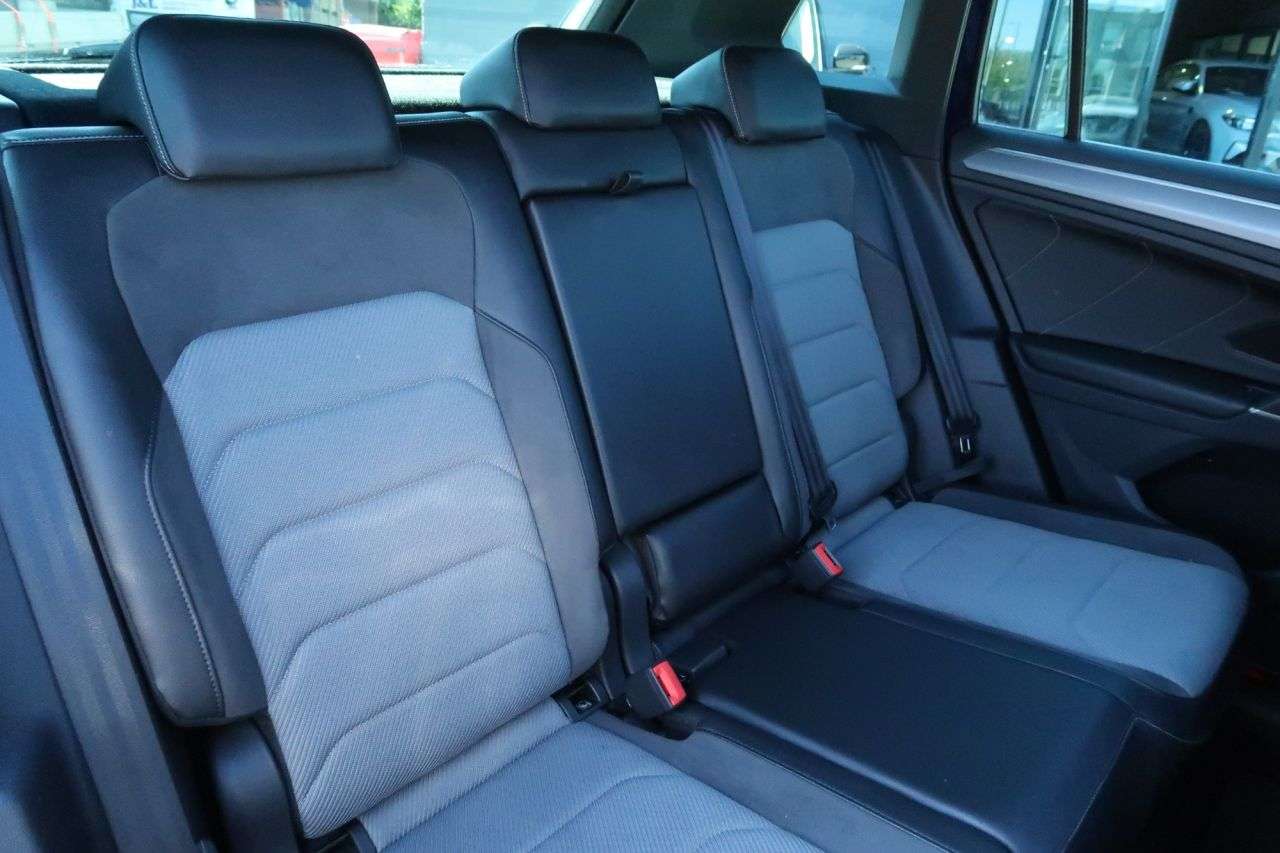 2018 VOLKSWAGEN TIGUAN 2018 VOLKSWAGEN TIGUAN