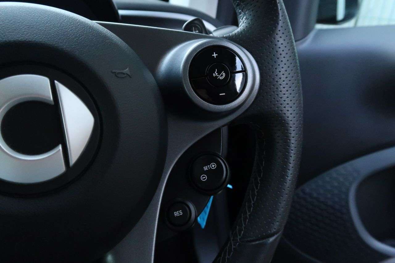 2019 SMART FORTWO 2019 SMART FORTWO