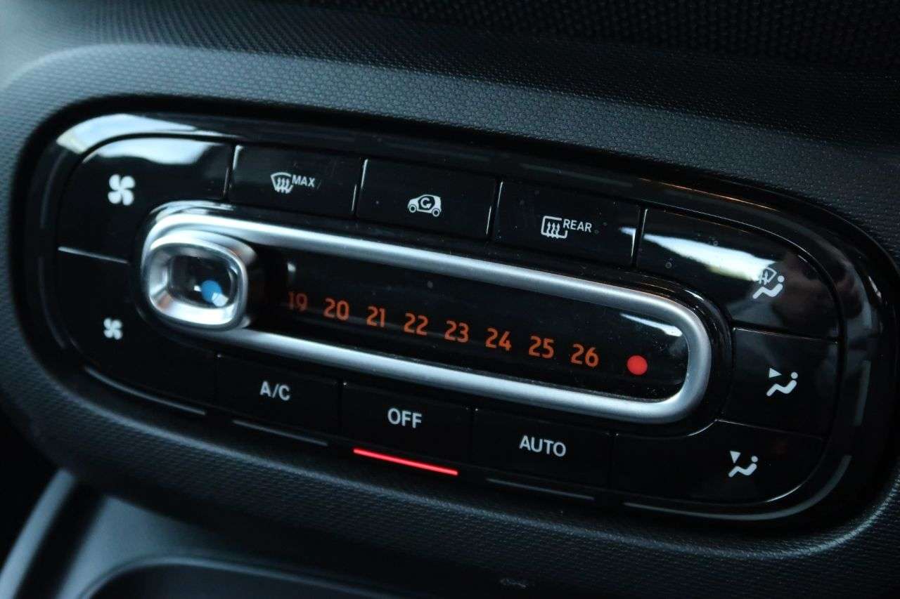 2019 SMART FORTWO 2019 SMART FORTWO