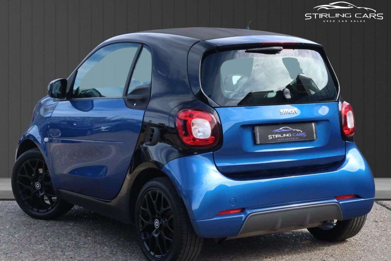 A 2019 SMART FORTWO 0.9T Urbanshadow Coupe 2dr Petrol Twinamic Euro 6 (s/s) (90 ps) FINANCE+WAR A 2019 SMART FORTWO 0.9T Urbanshadow Coupe 2dr Petrol Twinamic Euro 6 (s/s) (90 ps) FINANCE+WAR