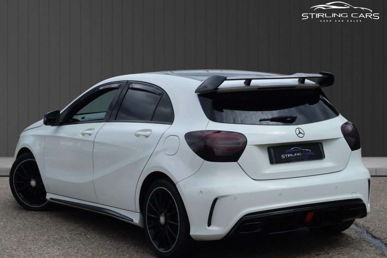 A 2016 MERCEDES-BENZ A CLASS 1.6 A180 AMG Line (Executive) Hatchback 5dr Petrol 7G-DCT Euro 6 (s/s) (122 A 2016 MERCEDES-BENZ A CLASS 1.6 A180 AMG Line (Executive) Hatchback 5dr Petrol 7G-DCT Euro 6 (s/s) (122