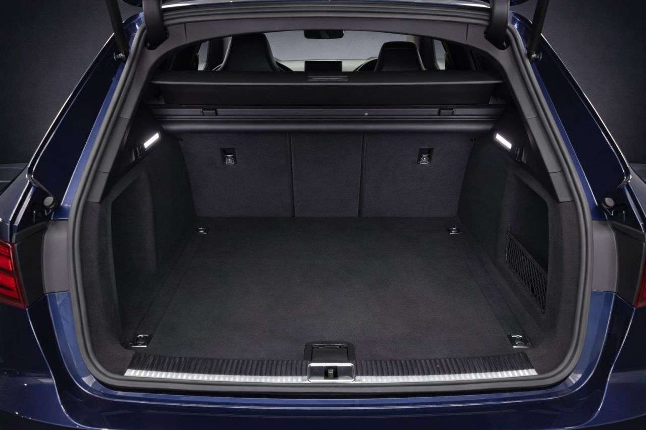 2018 AUDI RS4 AVANT 2018 AUDI RS4 AVANT