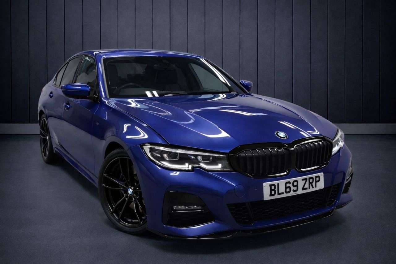 A 2020 BMW 3 SERIES 2.0 330e 12kWh M Sport Saloon 4dr Petrol Plug-in Hybrid Auto Euro 6 (s/s) ( A 2020 BMW 3 SERIES 2.0 330e 12kWh M Sport Saloon 4dr Petrol Plug-in Hybrid Auto Euro 6 (s/s) (