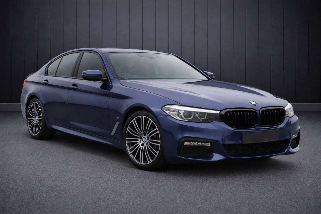 A 2018 BMW 5 SERIES 2.0 530e 9.2kWh M Sport Saloon 4dr Petrol Plug-in Hybrid Auto Euro 6 (s/s) A 2018 BMW 5 SERIES 2.0 530e 9.2kWh M Sport Saloon 4dr Petrol Plug-in Hybrid Auto Euro 6 (s/s)