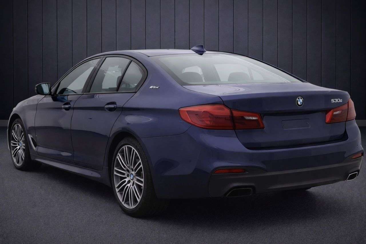 A 2018 BMW 5 SERIES 2.0 530e 9.2kWh M Sport Saloon 4dr Petrol Plug-in Hybrid Auto Euro 6 (s/s) A 2018 BMW 5 SERIES 2.0 530e 9.2kWh M Sport Saloon 4dr Petrol Plug-in Hybrid Auto Euro 6 (s/s)