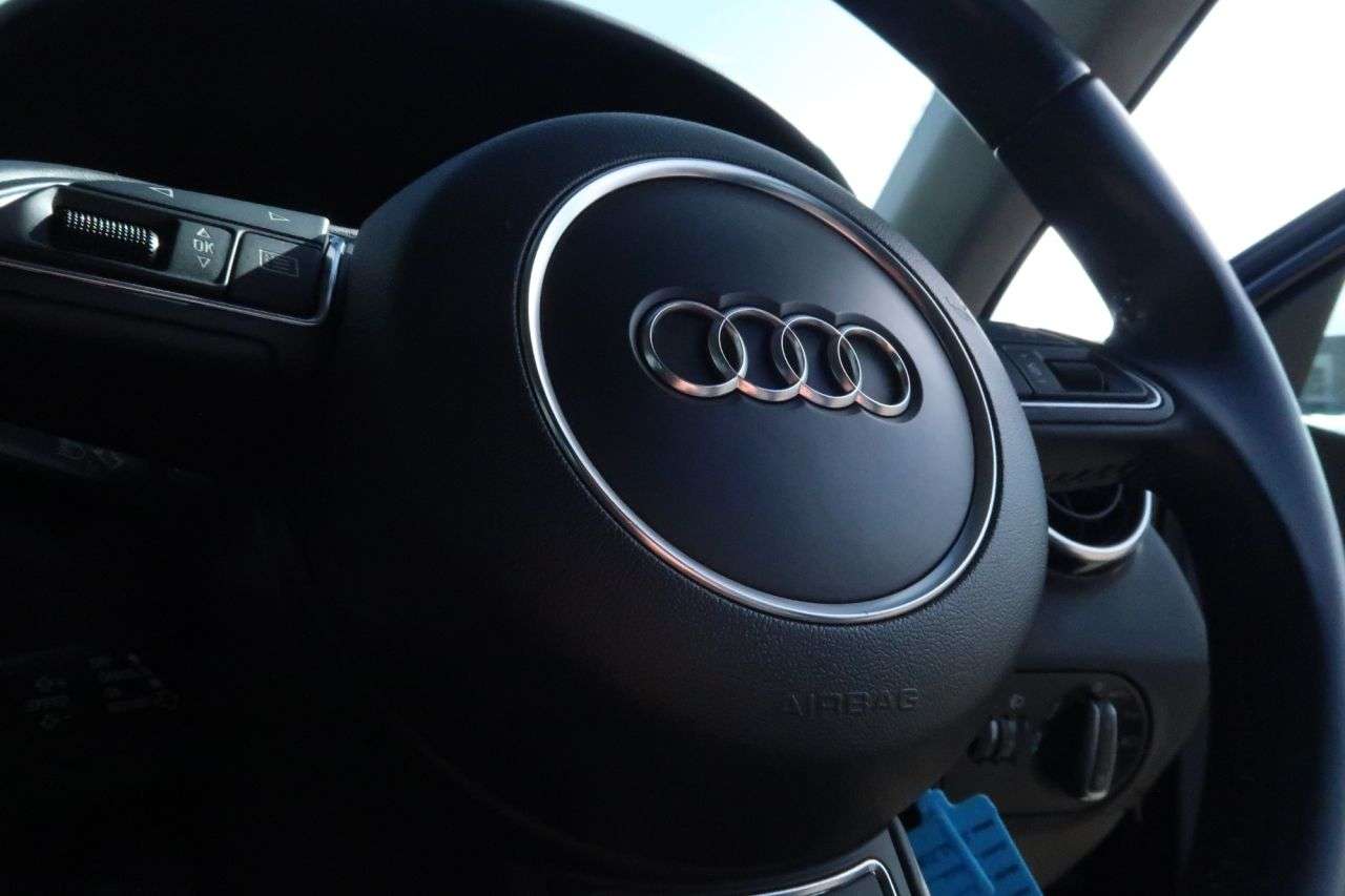 2013 AUDI A1 2013 AUDI A1