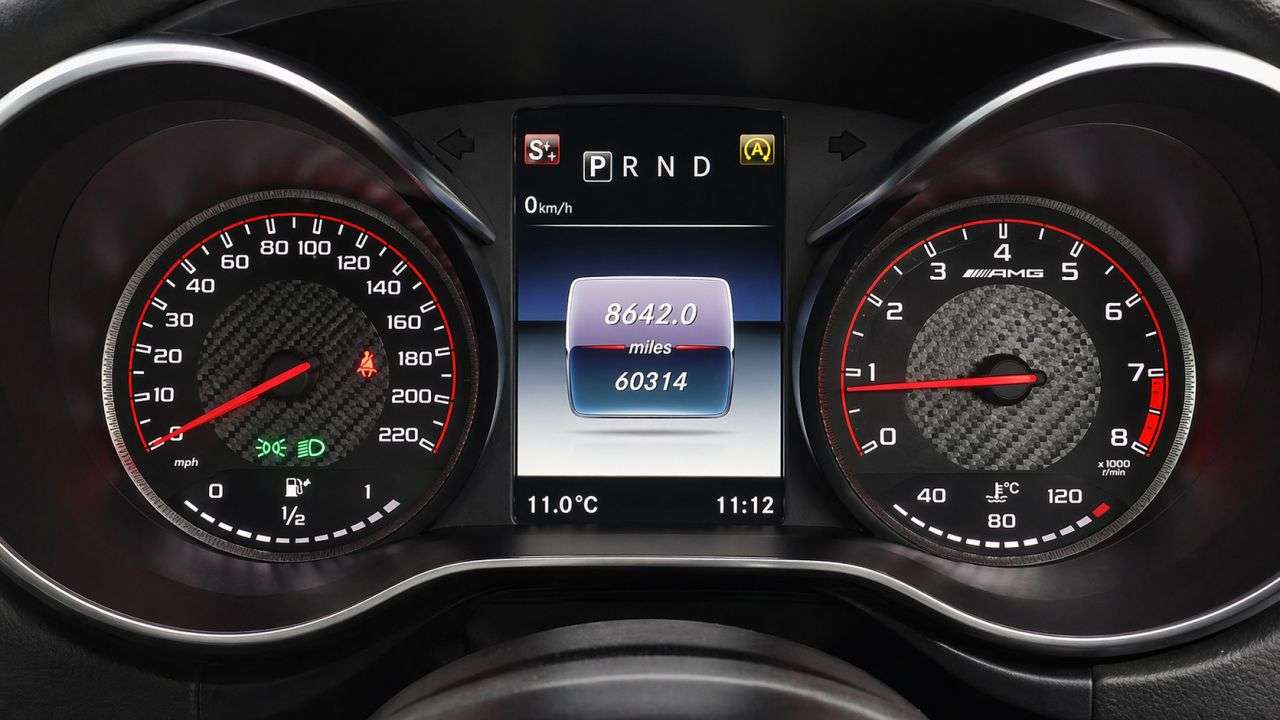 A 2015 MERCEDES-BENZ AMG GT 4.0 V8 BiTurbo S Coupe 2dr Petrol SpdS DCT Euro 6 (s/s) (510 ps) FINANCE+WA A 2015 MERCEDES-BENZ AMG GT 4.0 V8 BiTurbo S Coupe 2dr Petrol SpdS DCT Euro 6 (s/s) (510 ps) FINANCE+WA