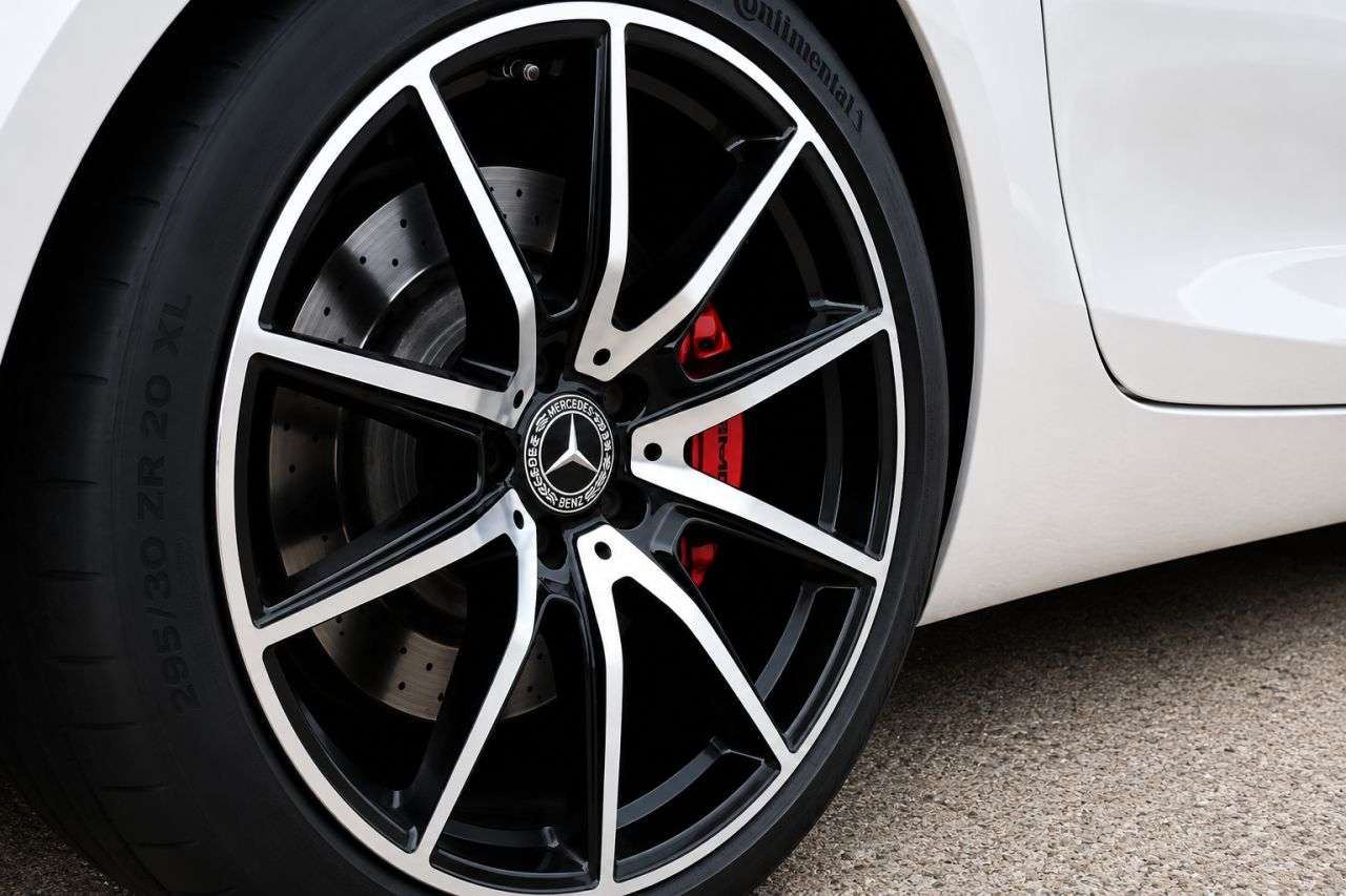 2015 MERCEDES-BENZ AMG GT 2015 MERCEDES-BENZ AMG GT