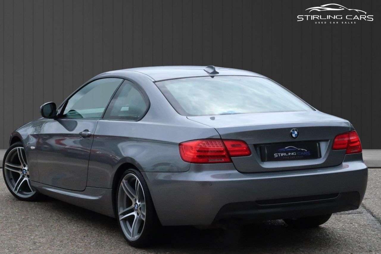 A 2013 BMW 3 SERIES 2.0 320i M Sport Coupe 2dr Petrol Manual Euro 5 (s/s) (170 ps) FINANCE+WARR A 2013 BMW 3 SERIES 2.0 320i M Sport Coupe 2dr Petrol Manual Euro 5 (s/s) (170 ps) FINANCE+WARR