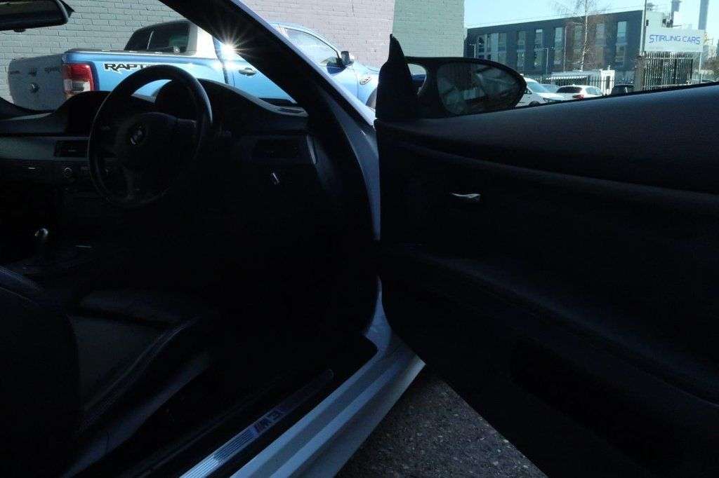 2012 BMW M3 2012 BMW M3