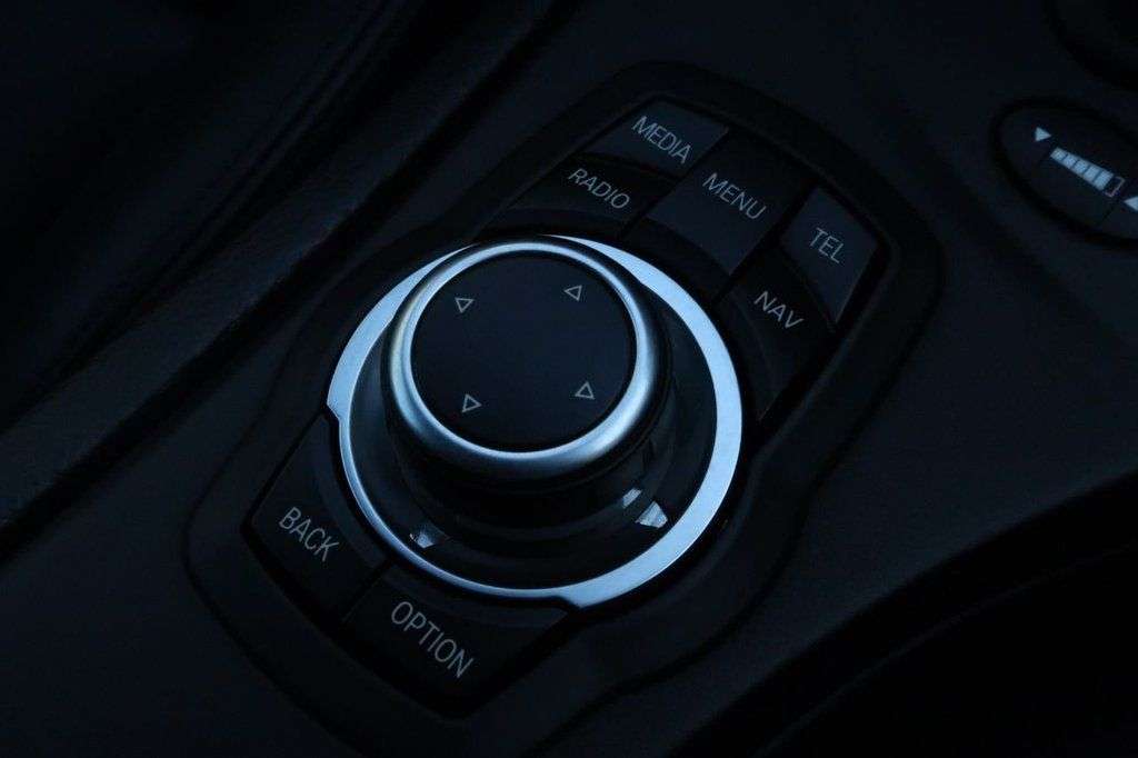 2012 BMW M3 2012 BMW M3