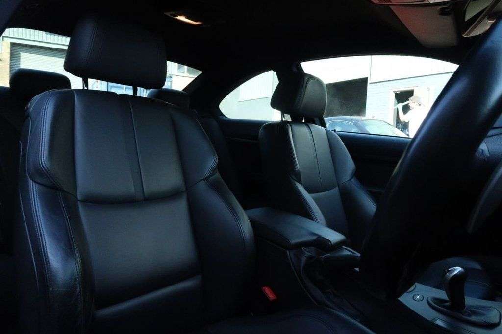 2012 BMW M3 2012 BMW M3