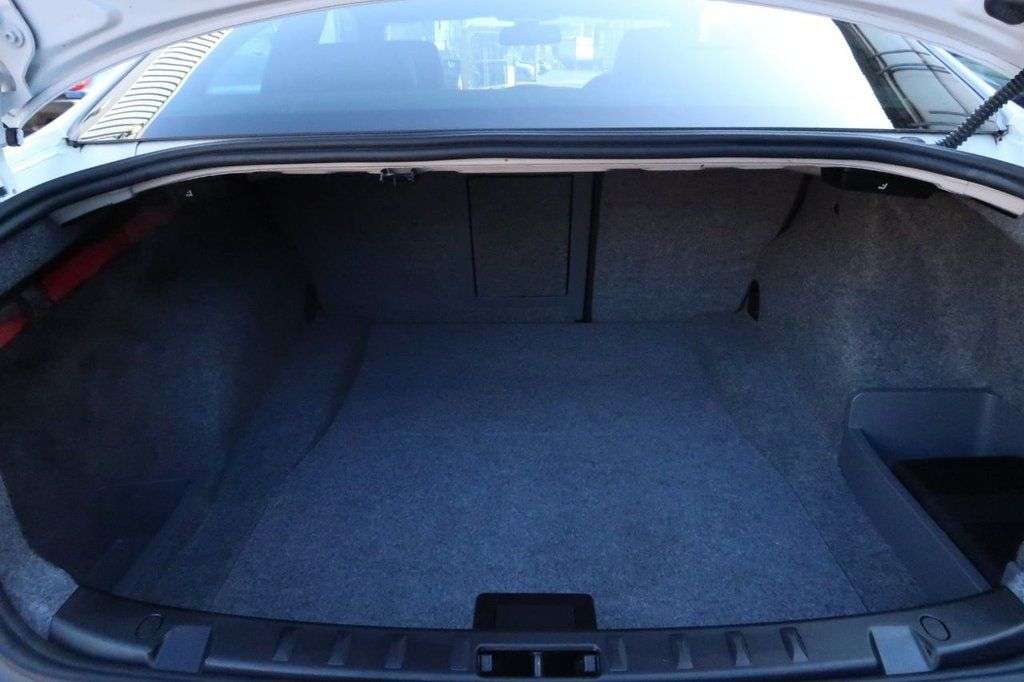 2012 BMW M3 2012 BMW M3