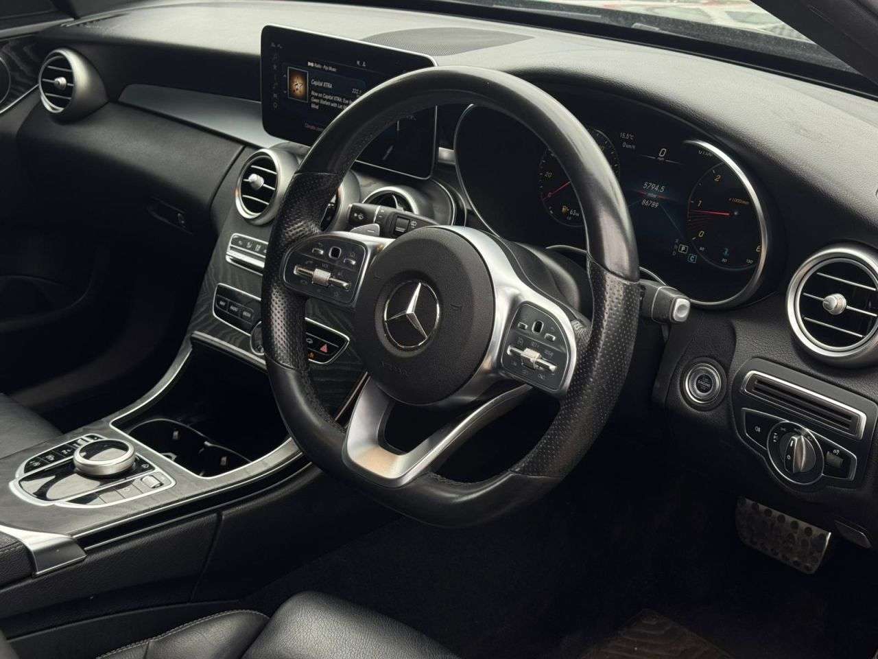 A 2019 MERCEDES-BENZ C-CLASS 2.0 C300d AMG Line Estate 5dr Diesel G-Tronic+ Euro 6 (s/s) (245 ps) FINANC A 2019 MERCEDES-BENZ C-CLASS 2.0 C300d AMG Line Estate 5dr Diesel G-Tronic+ Euro 6 (s/s) (245 ps) FINANC