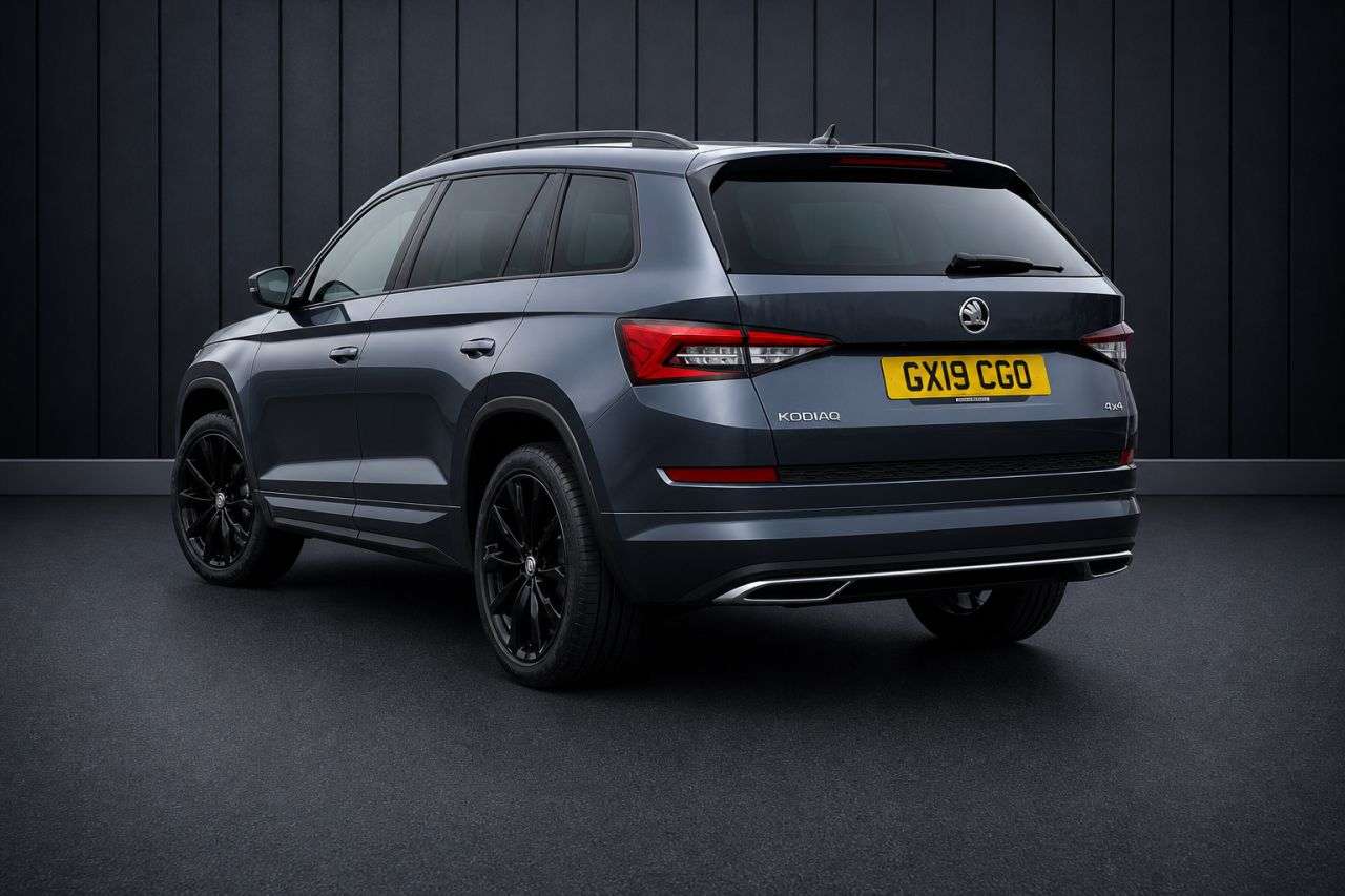 A 2019 SKODA KODIAQ 2.0 TDI SportLine SUV 5dr Diesel DSG 4WD Euro 6 (s/s) (7 Seat) (190 ps) FIN A 2019 SKODA KODIAQ 2.0 TDI SportLine SUV 5dr Diesel DSG 4WD Euro 6 (s/s) (7 Seat) (190 ps) FIN
