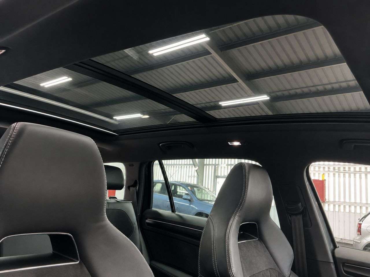 A 2019 SKODA KODIAQ 2.0 TDI SportLine SUV 5dr Diesel DSG 4WD Euro 6 (s/s) (7 Seat) (190 ps) FIN A 2019 SKODA KODIAQ 2.0 TDI SportLine SUV 5dr Diesel DSG 4WD Euro 6 (s/s) (7 Seat) (190 ps) FIN